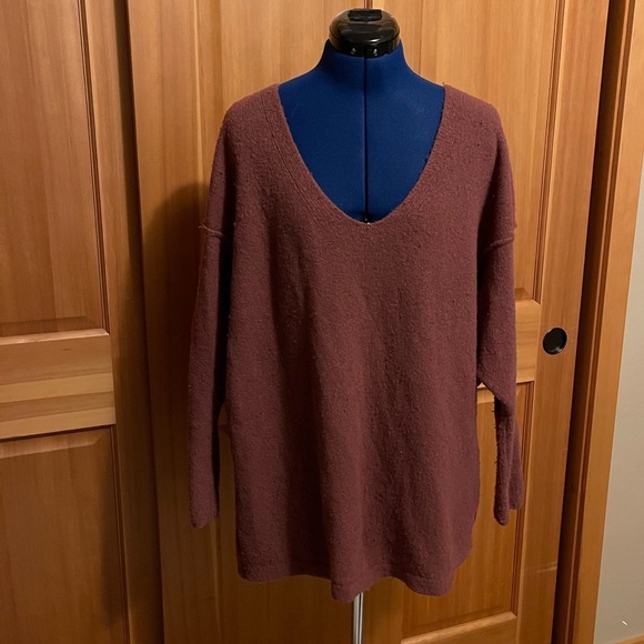 Free People V Neck Tunic Sweater Top Relaxed Fit Oversized Brown Pullover - Picture 2 of 10